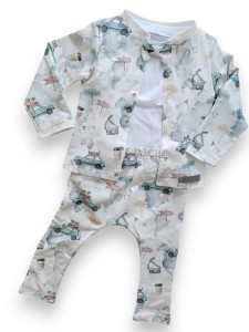 KOMPLET 3 CZĘŚCIOWY  BLUZKA Z MUSZKĄ SPODNIE BAGGY BLUZA ROZPINANA  MALUCH FIAT 126P STARE SAMOCHODY VINTAGE